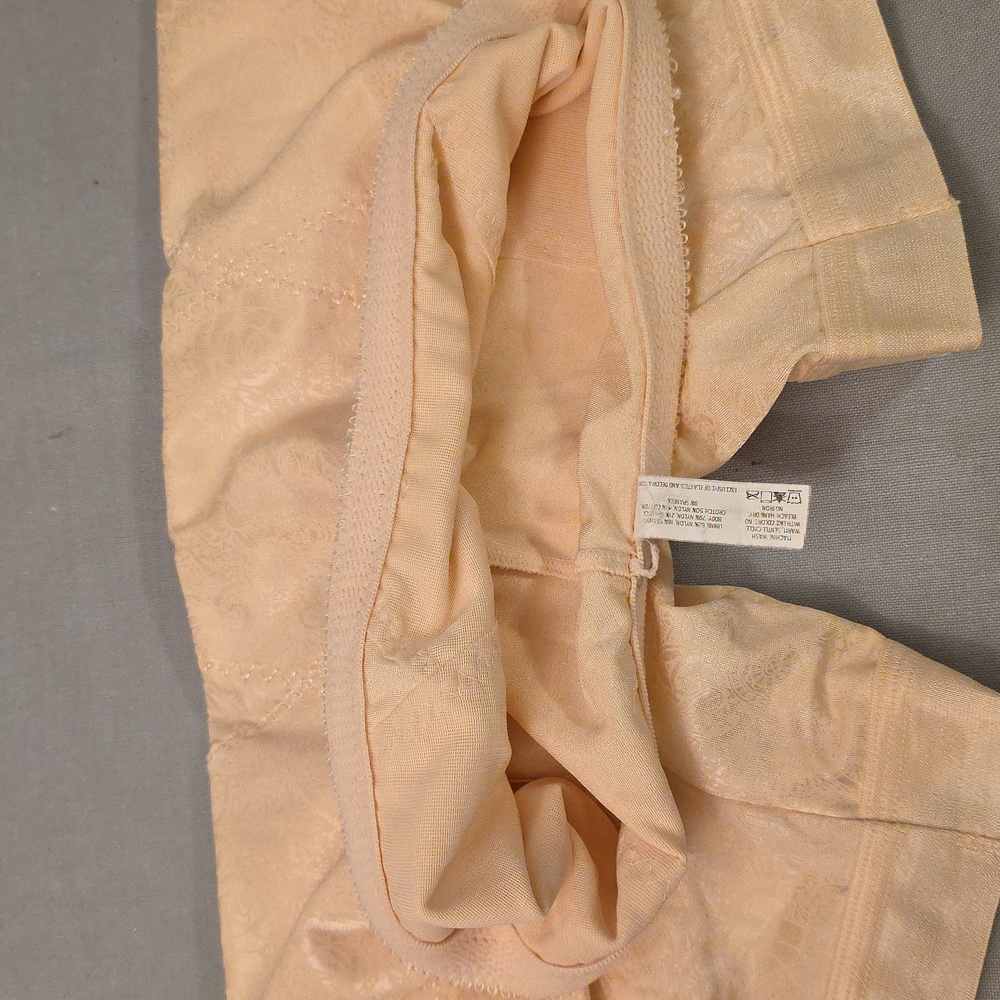 Hanes High Waist Leg Shapewear Girdle Beige Size XL - Picture 7 of 9